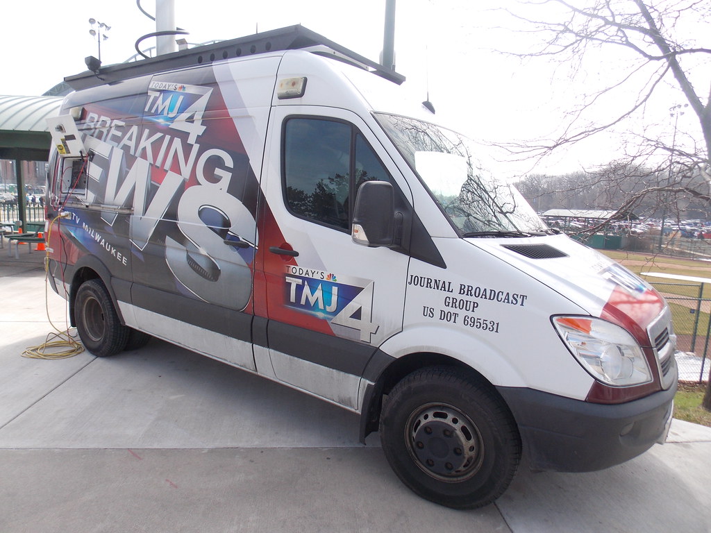 NBC 4 Milwaukee News Van NBC 4 Milwaukee News Van parked o… Flickr