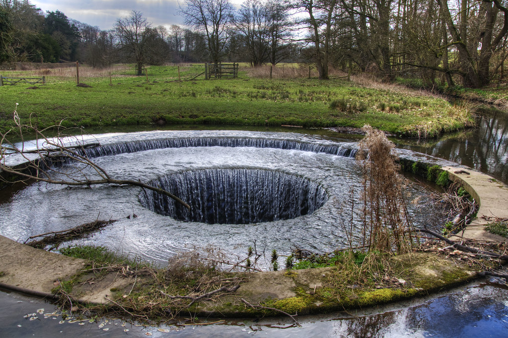 Water drop The cupandsaucer water pump just below Erddig… Flickr