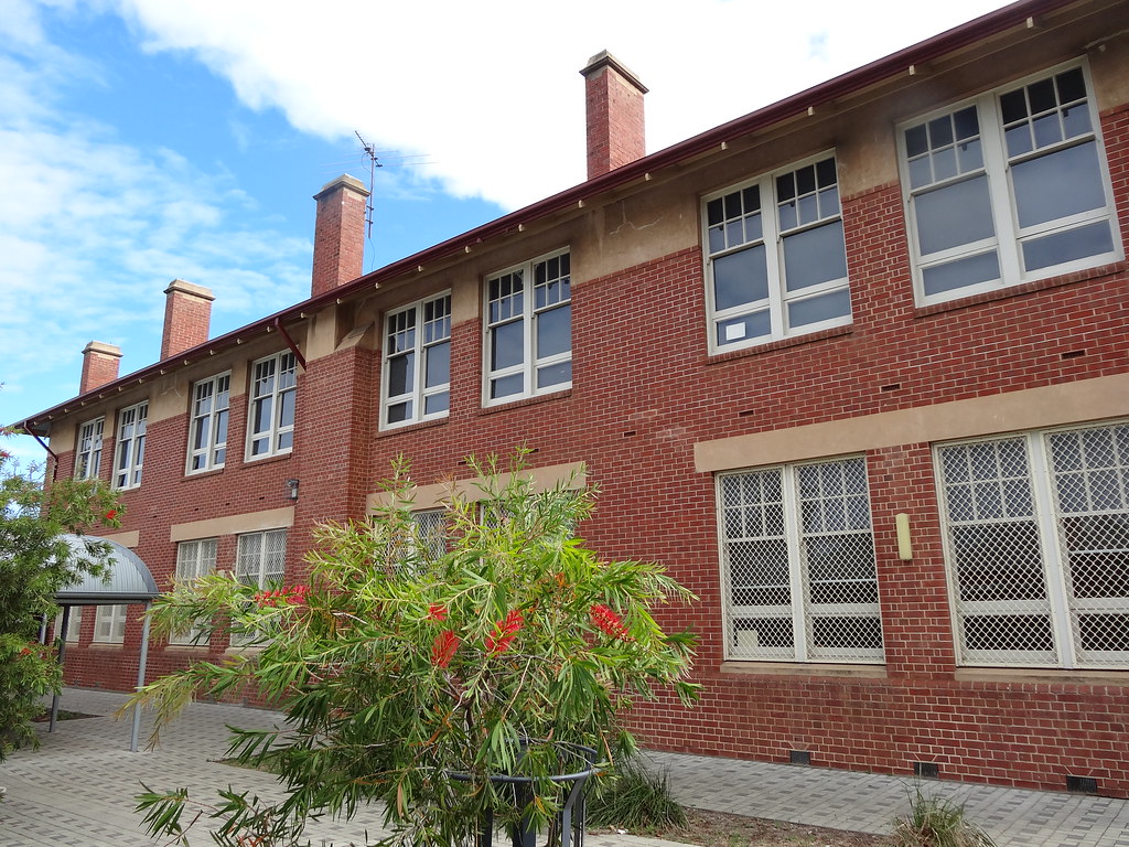 Blair Athol. Blair Athol School built in 1934 with eight c… Flickr