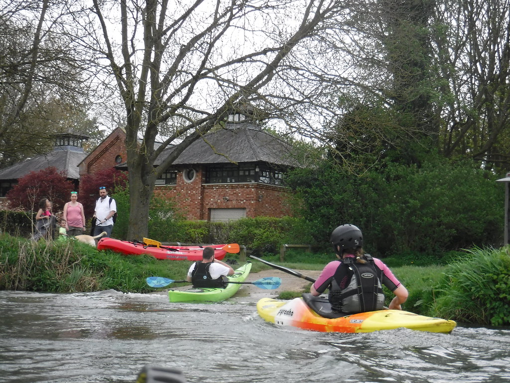 F5666 Our exit at Stony Stratford (Calverton road carpark… Flickr