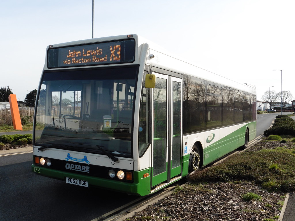 IB 172 YG52DGE (X3 Ipswich, Crane Boulevard) 02042015 Flickr