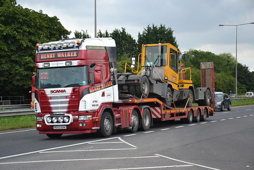 RG53 GAA SCANIA R480 V8 164L of HENRY WALKER @ WELTON A63 ...