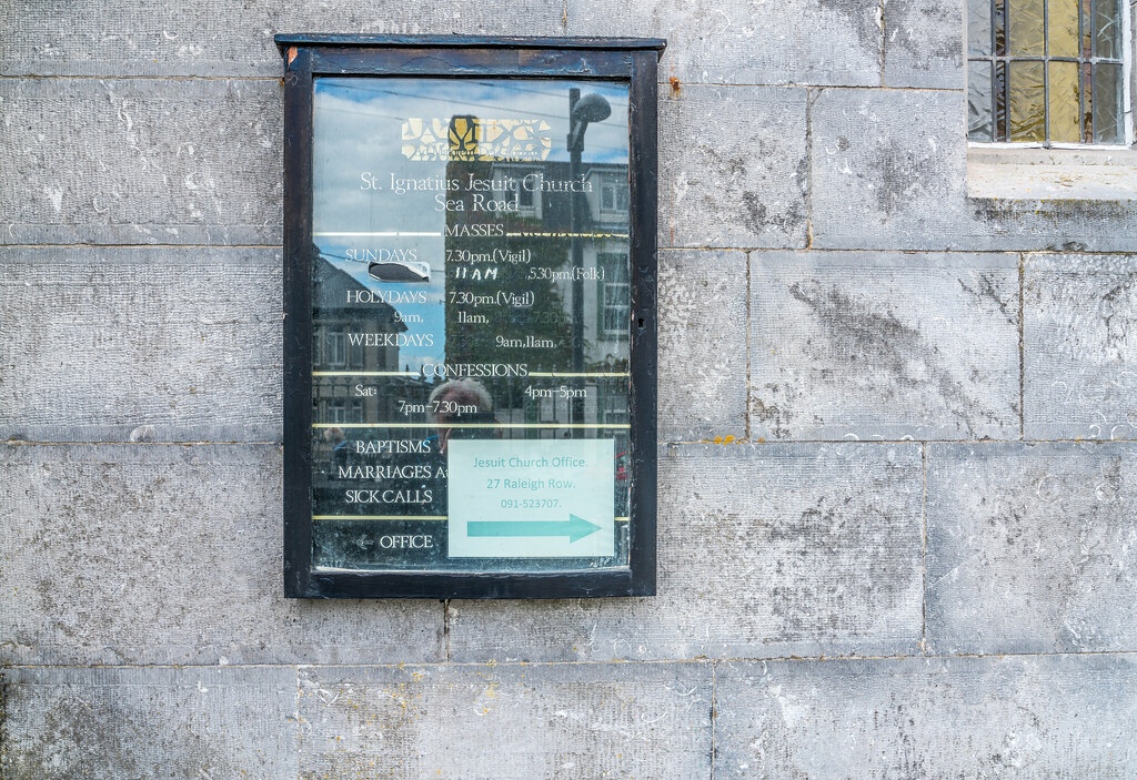 ST.IGNATIUS CHURCH SEA ROAD GALWAY [ALSO KNOWN AS THE JESU… Flickr