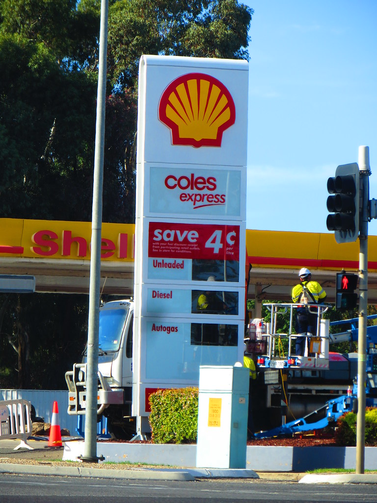 Shell/Coles Express signage upgrade Main North Rd/McIntyre Rd
