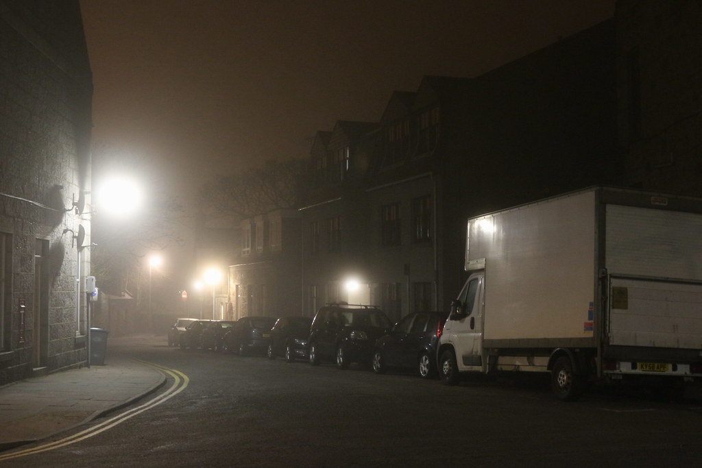 Foggy Night in the Street,Loanhead Place,Aberdeen Alan Longmuir. Flickr