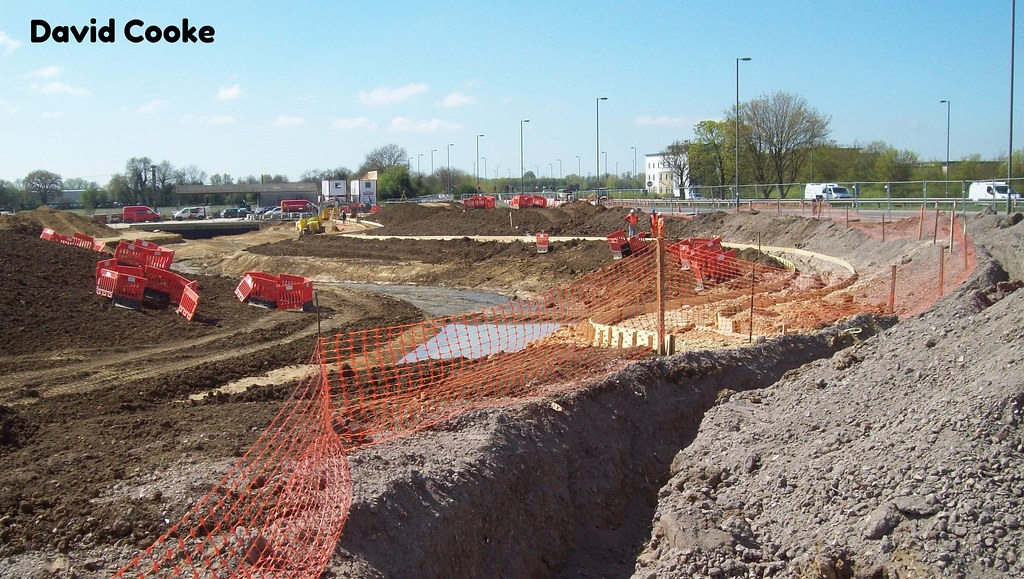 D8043 New Development Bicester 22.4.15 David Cooke Flickr