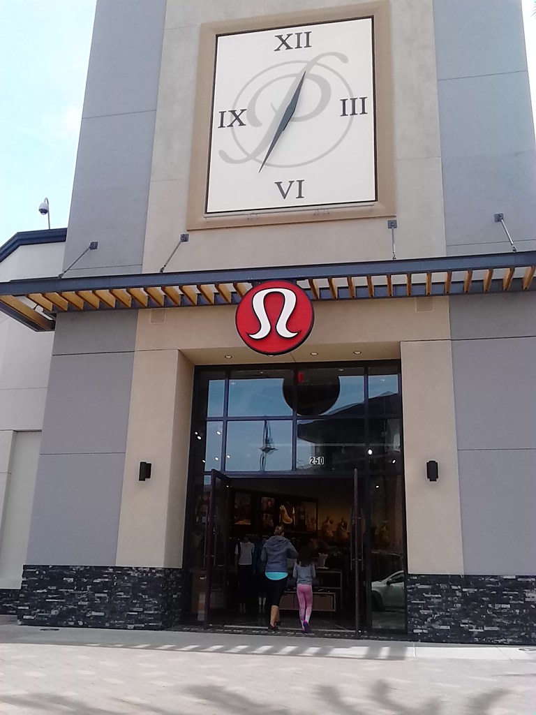 Lulu Creek lululemon athletica is now open at the Temecula… Flickr