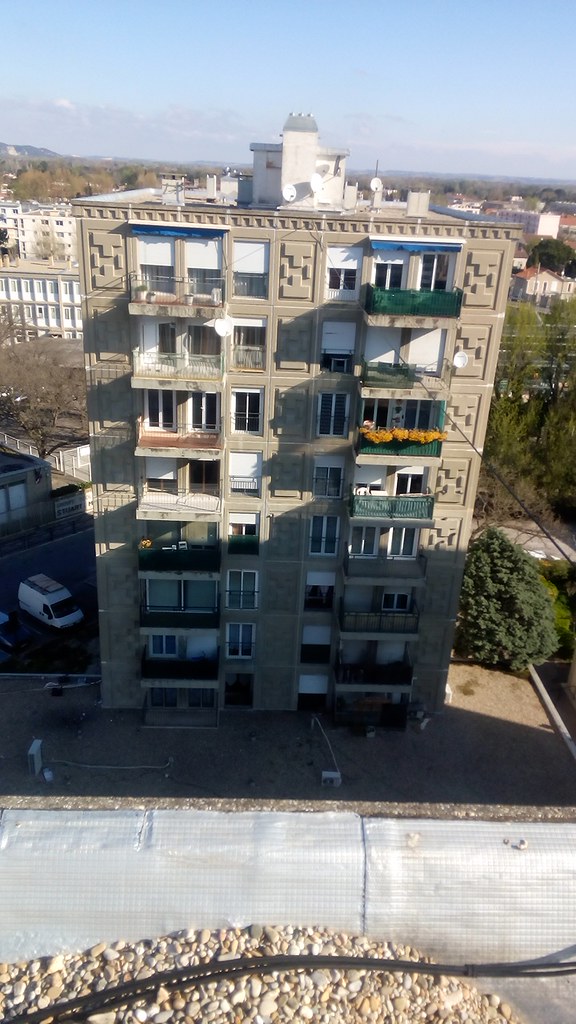 La ReineJeanne ZUS ReineJeanne dans les quartiersest d'… Une vue