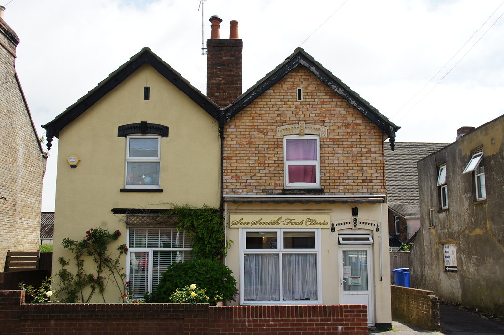 8 and 6 Victoria Road, Upper Parkstone, Poole, Dorset Flickr