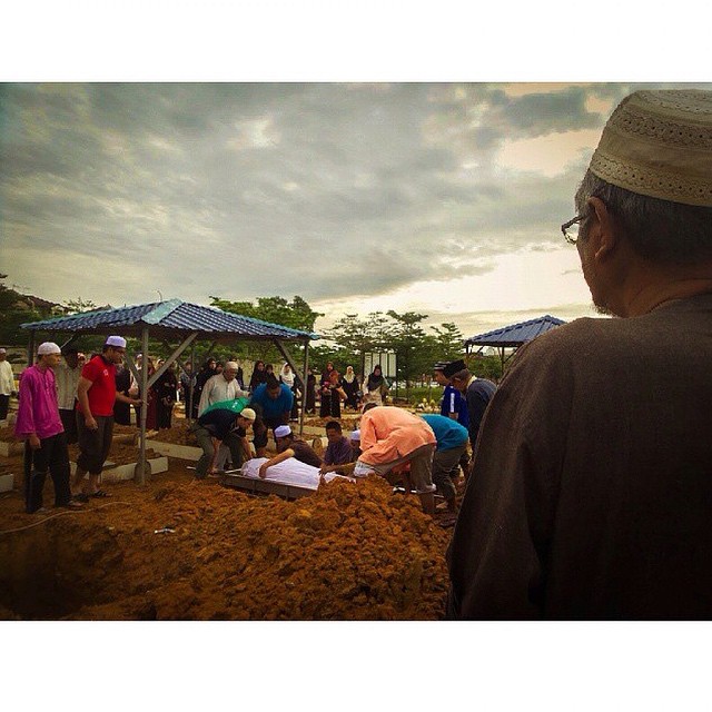 Semoga tenang disana. You are just a couple years older th