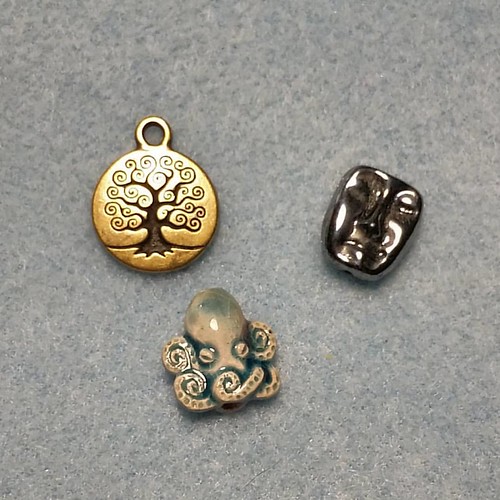 Vacation is now just a shopping trip for ThreePineHill wit… Flickr