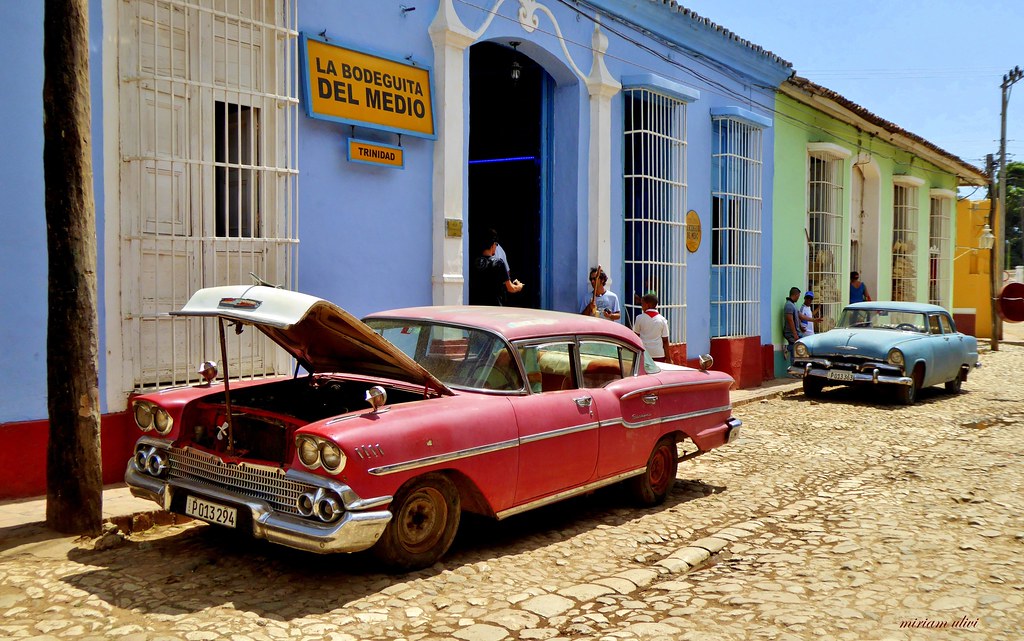 old cars in Trinidad P1000727 Miriam Ulivi Flickr