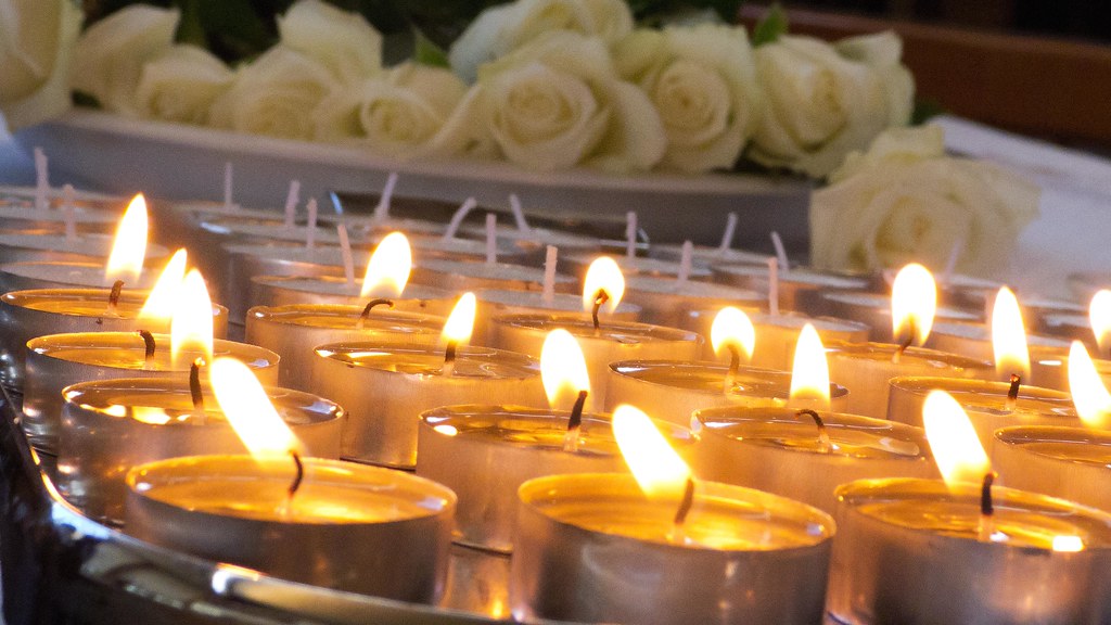 memorial candles Leonard J Matthews Flickr