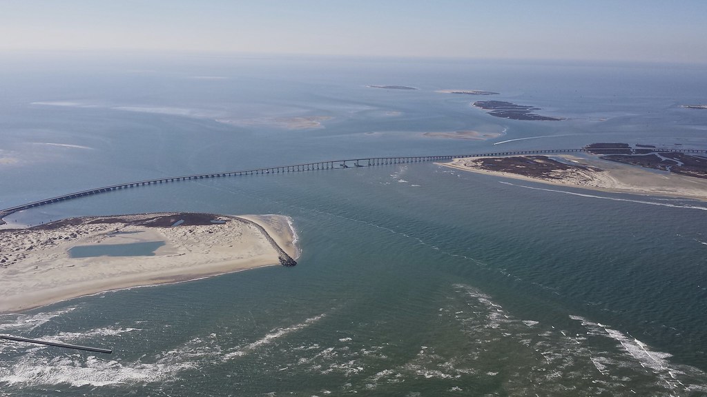 Bonner Bridge The Bonner Bridge stretches across Oregon In… Cape