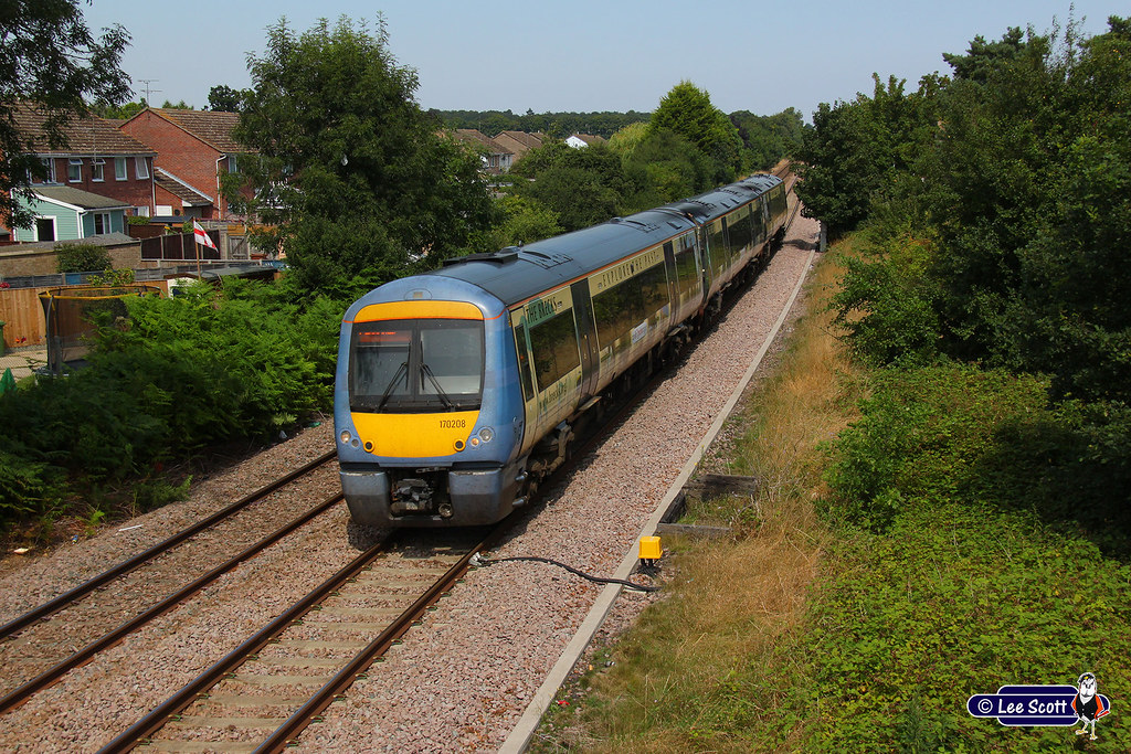 170208 2014/07/26 Woodlands Drive footbridge (Thetford… Flickr