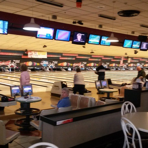 In a bowling alley with FIFTY lanes. Start drooling, nerd… Flickr