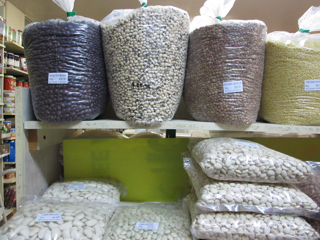 bulk dried beans at bulk food savings in mount eden. Moira Clunie