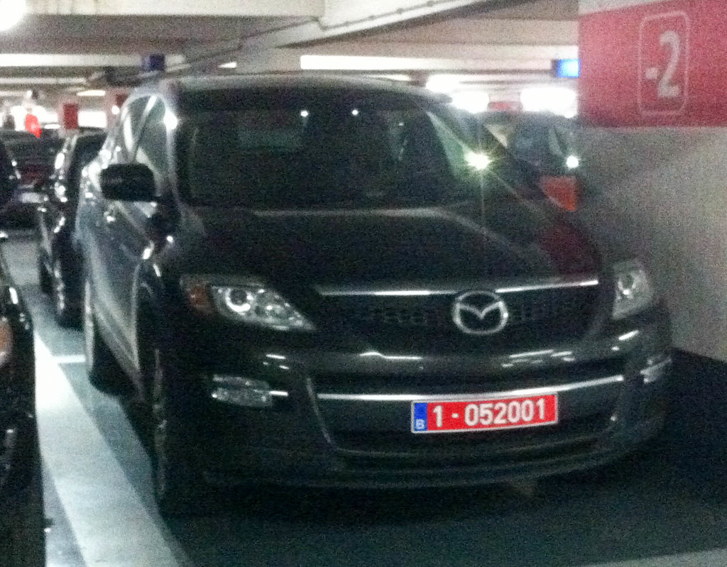 Mazda CX9 Place Antwerpen Rutger van der Maar Flickr