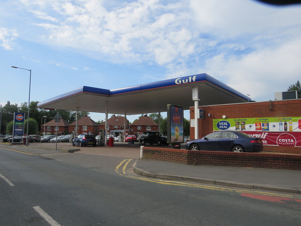 Gulf Hall Street Service Station, Stockport, Greater Man… Flickr