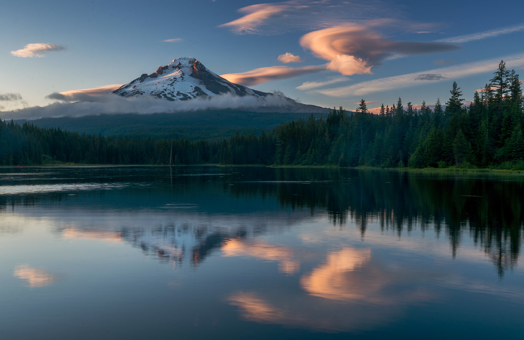 Late Evening at Mount Hood Mount Hood is one of my favorit… Flickr