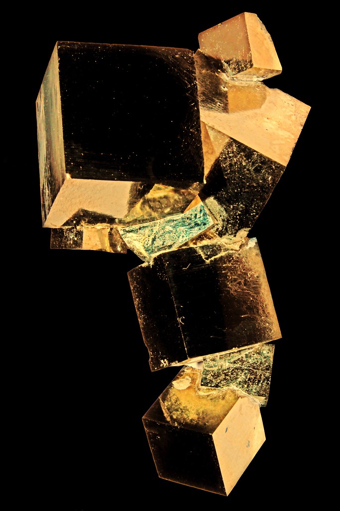 Pyrite (No 921008122016) Formula FeS2 Color Pale brass… Flickr