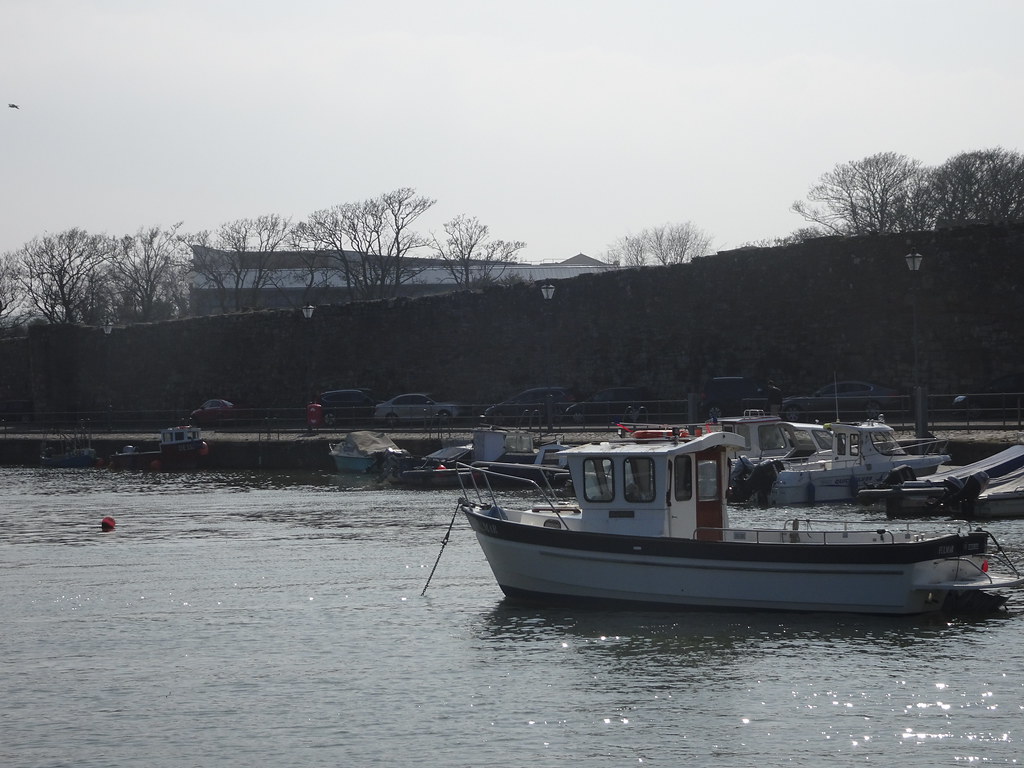 Boat in St Andrews harbour, 2018 Apr 15 Harbour, St Andrew… Flickr