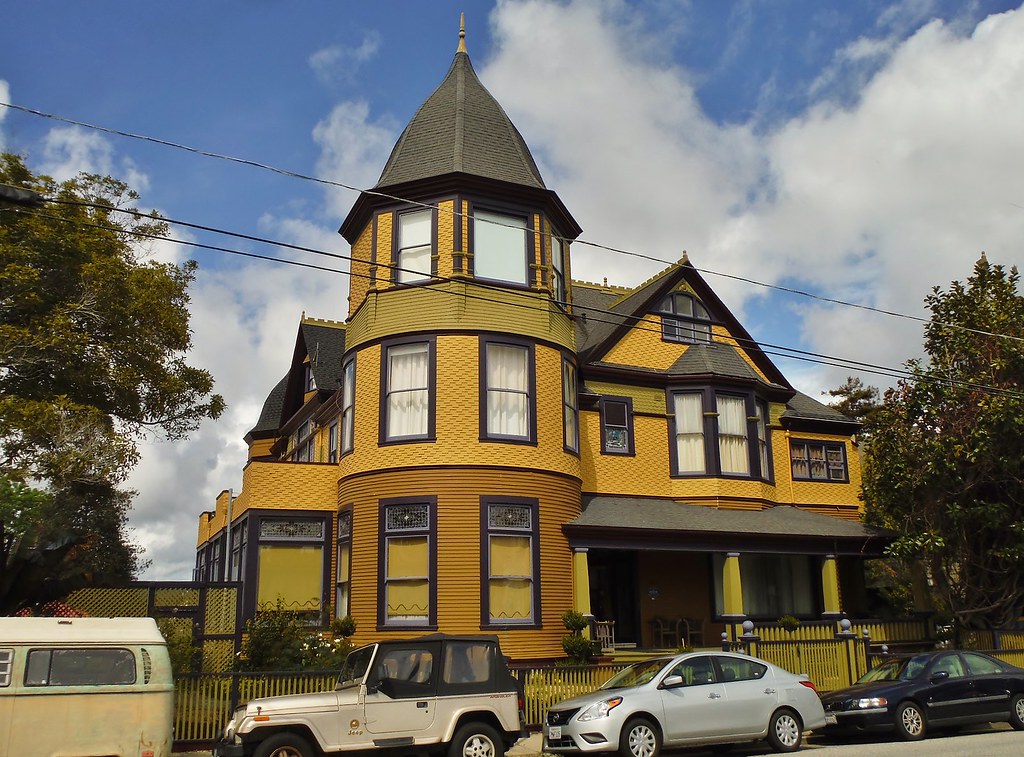 Santa Cruz, CA Golden Gate Villa 924 3rd St. Built in 1891… Flickr