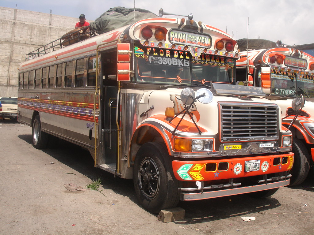 Buses Guatemala Flor del Paisaje Panajachel Xela Ernesto Cruz Flickr