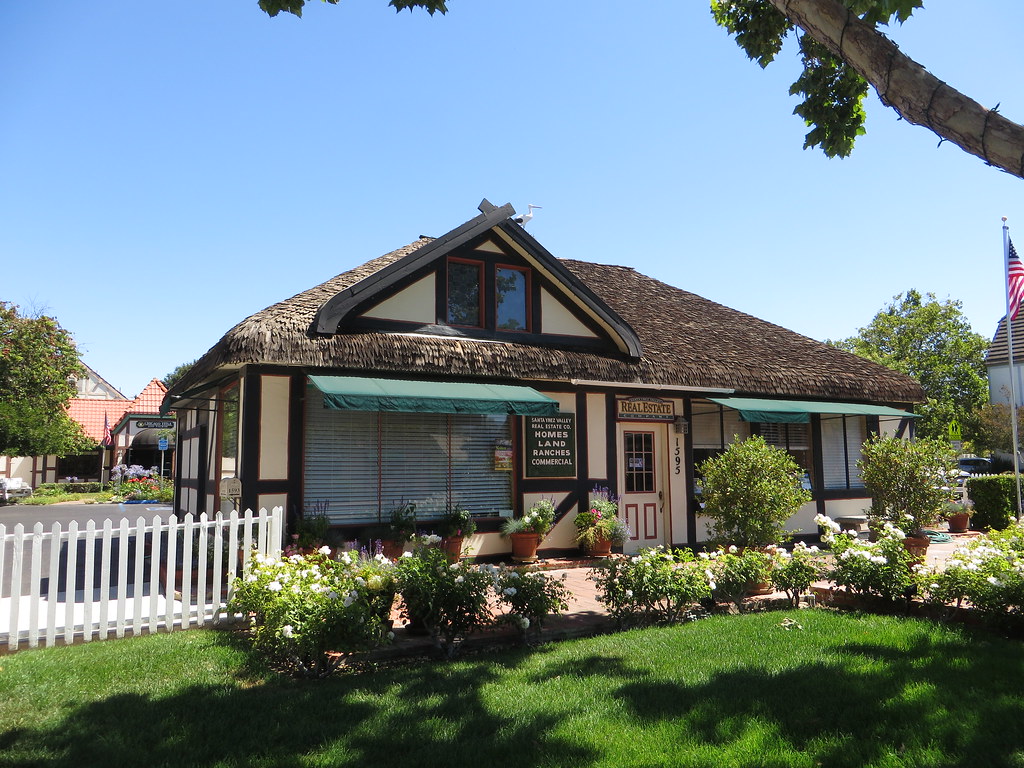 Solvang, California Solvang is a city in Santa Barbara Cou… Flickr