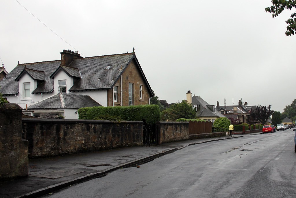 Larbert. South Broomage avenue. boneytongue Flickr