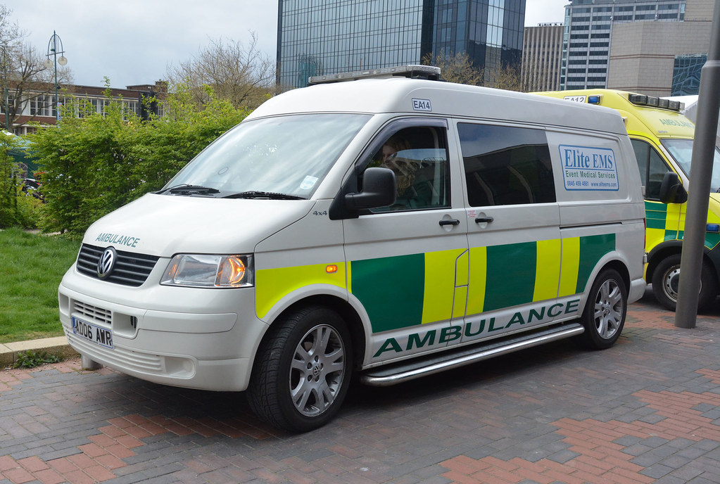 Elite EMS Ambulance Centenary Square, Birmingham, England … Flickr
