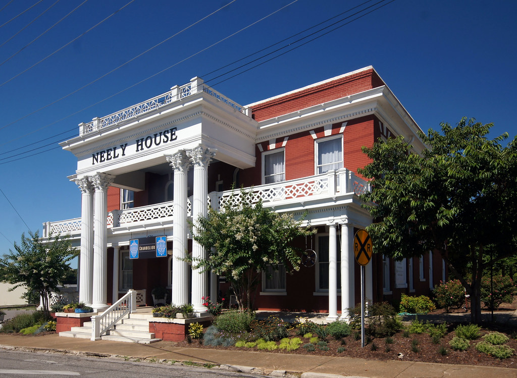 Neely House (Jackson, Tennessee) HISTORY OF THE “NEELY HOU… Flickr