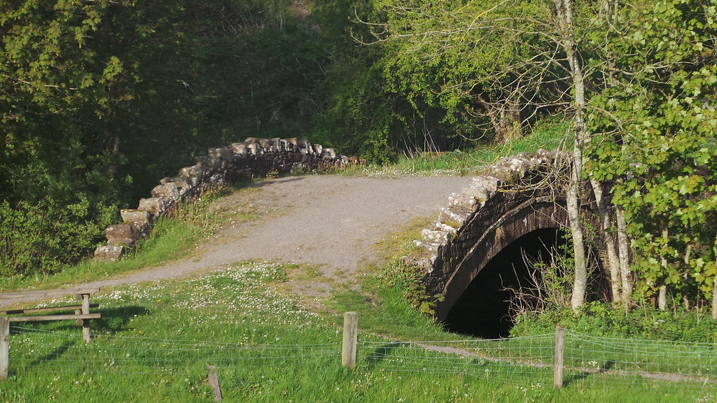 Bridge at Cleator Moor Volvo Citybus F127PHM Flickr
