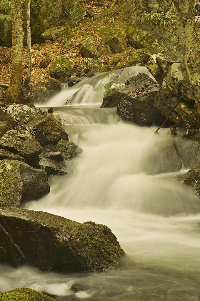 2015_0420UpperHiramBrook0027 Hiram, Maine. Photos of the… Flickr