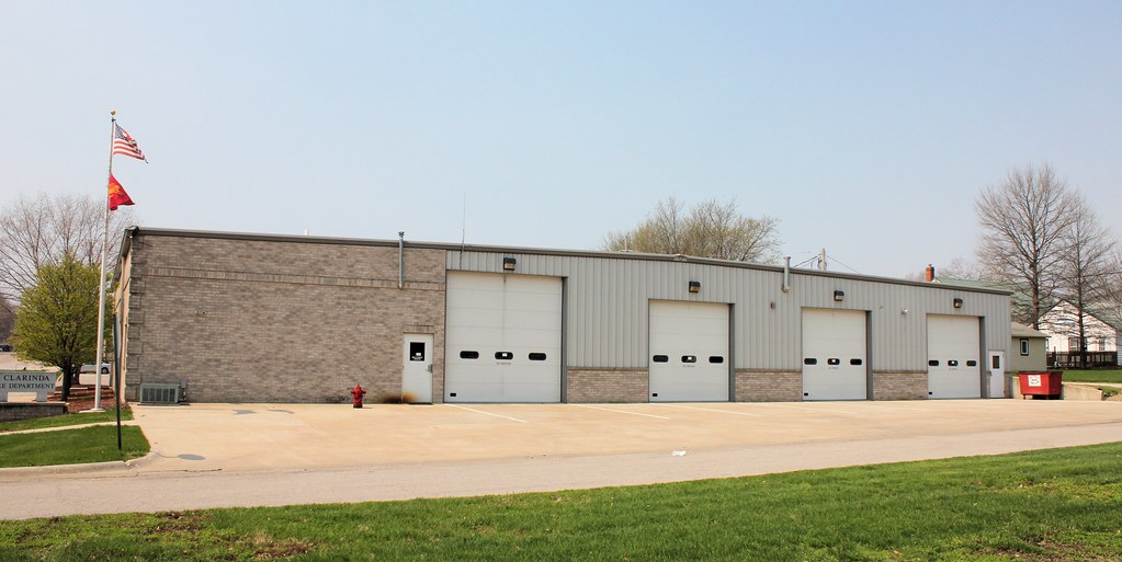 Fire Station Clarinda, IA Built in 1999. Tom McLaughlin Flickr