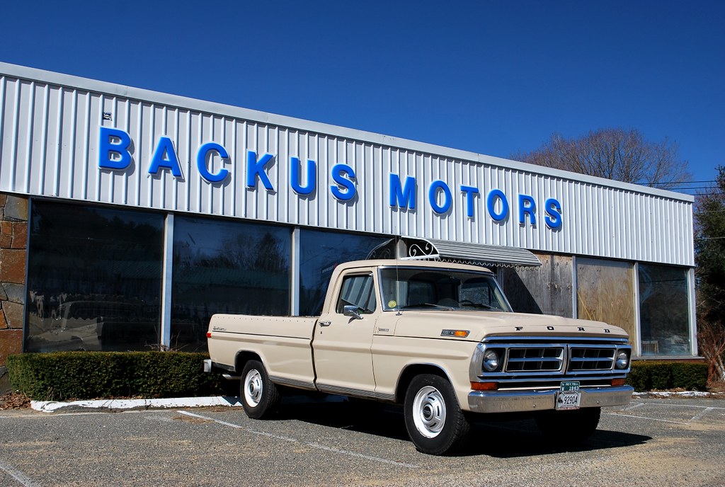 Backus Motors, Stafford Springs, CT Backus Motors was the … Flickr
