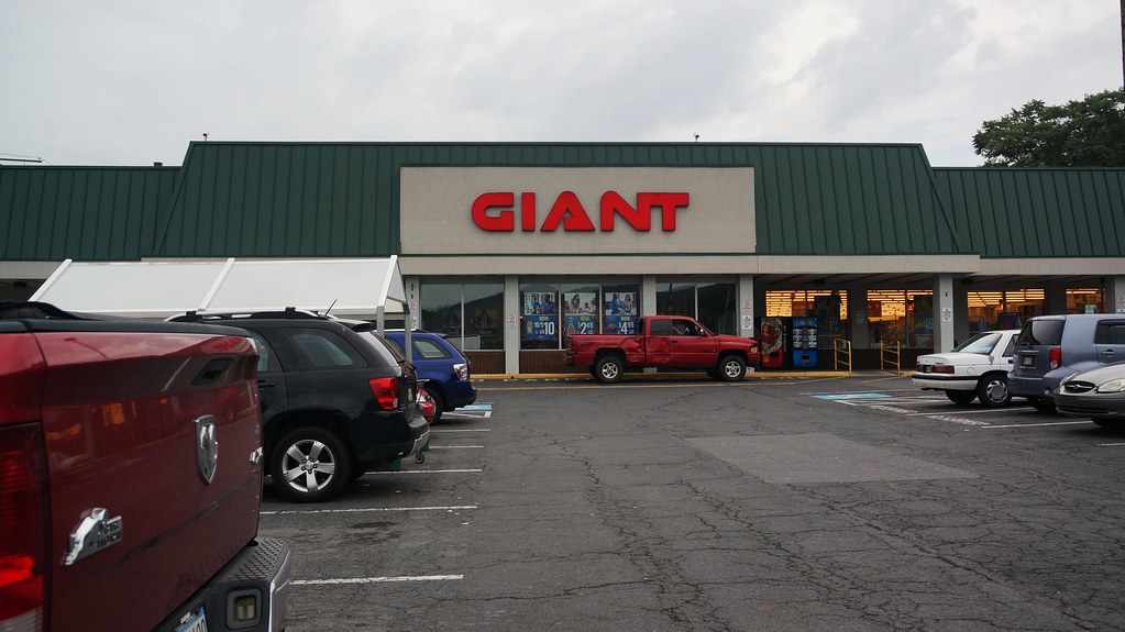 Giant Pottsville PA 500 Progress Ave, Pottsville, PA 17901… Will