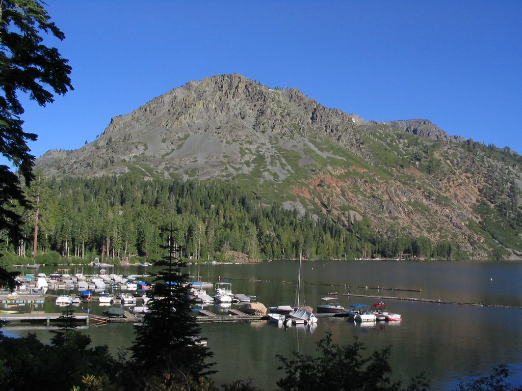 Fallen Leaf Lake, California Fallen Leaf Lake is about one… Flickr