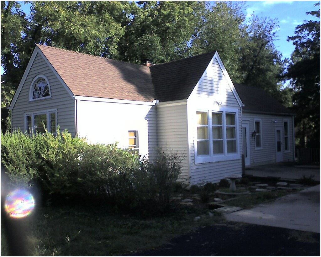75th and Ward Parkway house OK, this house is very interes… Flickr