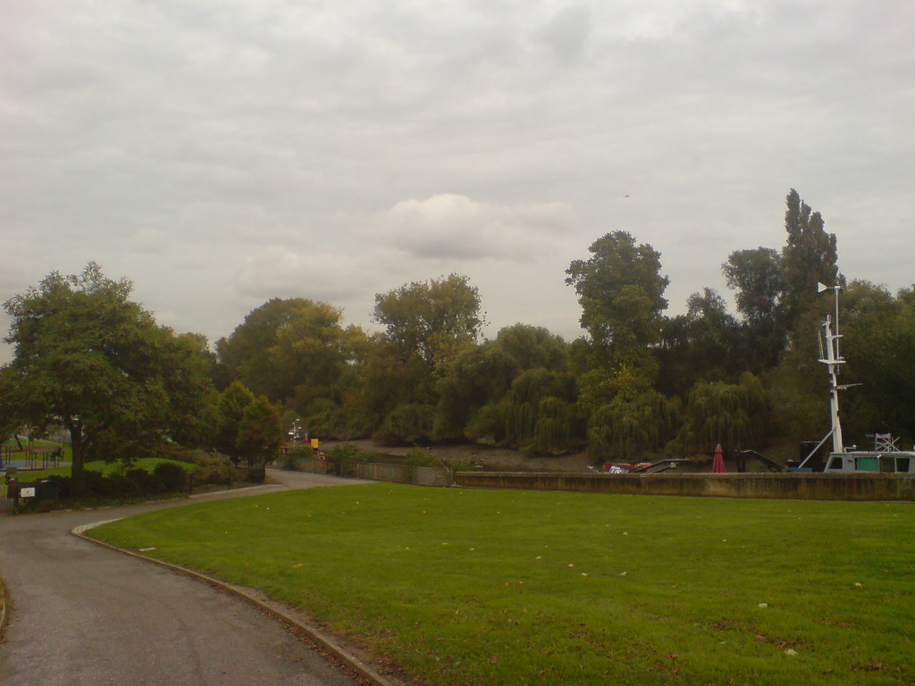 Waterman's Park, Kew/Brentford Darren Foreman Flickr