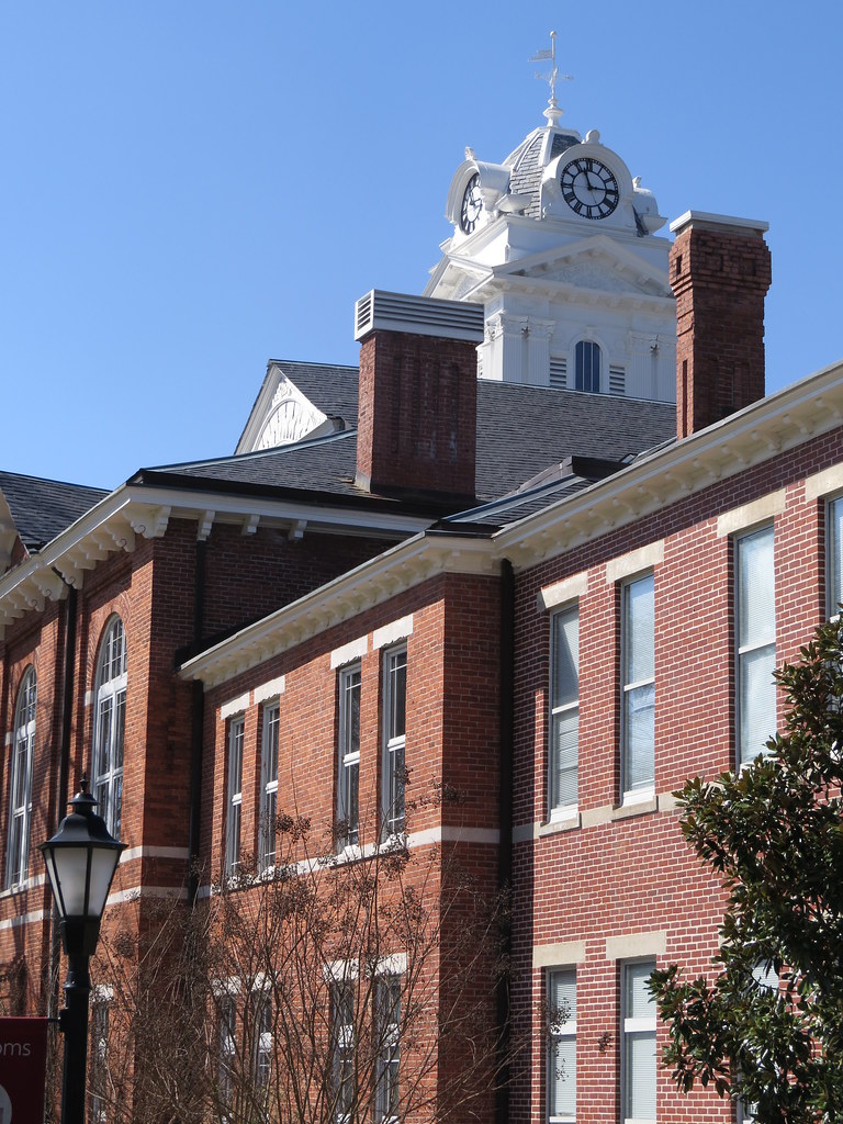 County Courthouse, Lawrenceville, GA County Court… Flickr