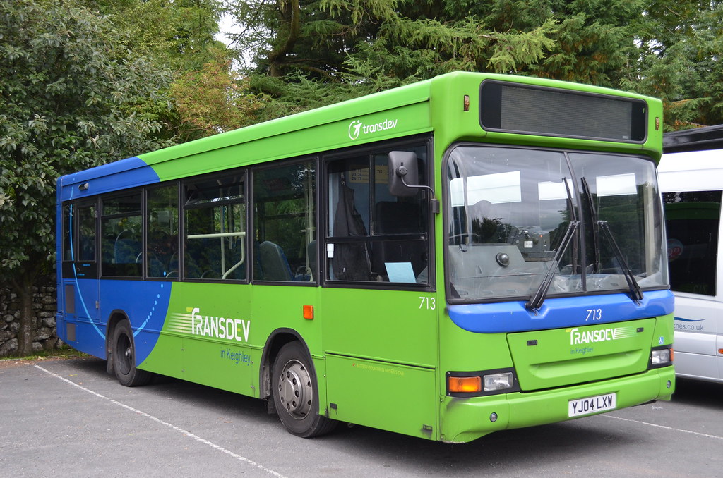 Transdev in Keighley 713 / YJ04LXW Transdev in Keighley … Flickr