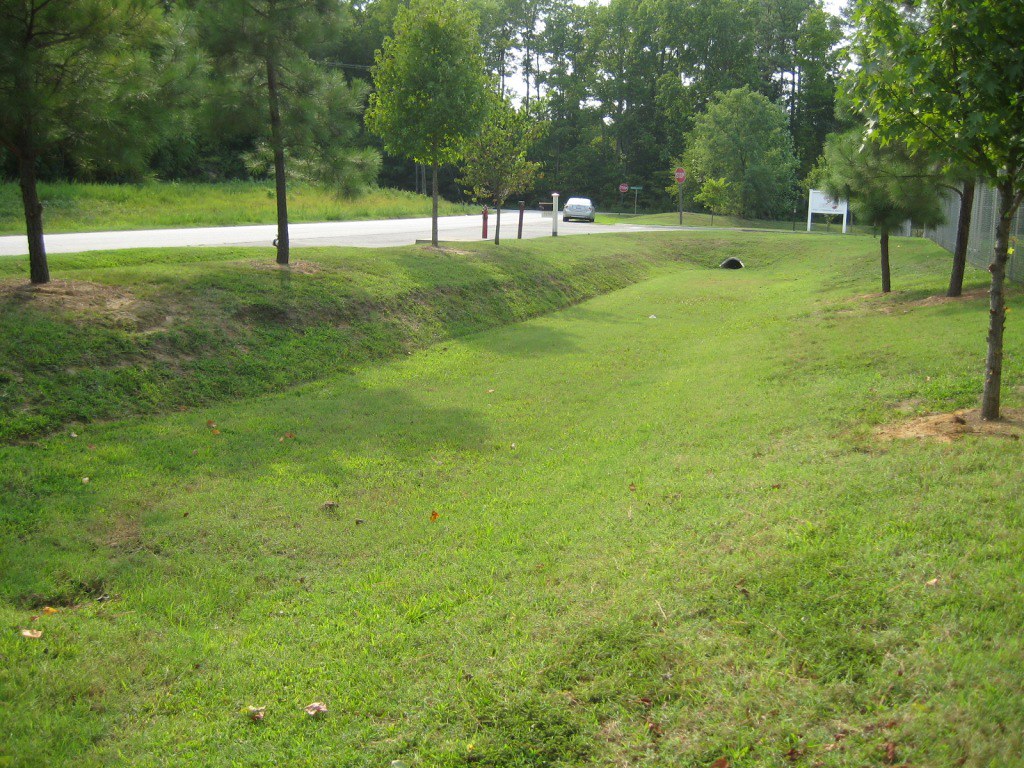 Dry Swale Good Dry swale A dry swale covered in turf grass… Flickr