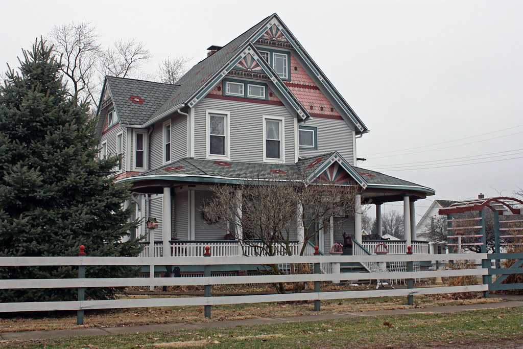 Victorian Residence on Vine St., Sadorus, Illinois Flickr
