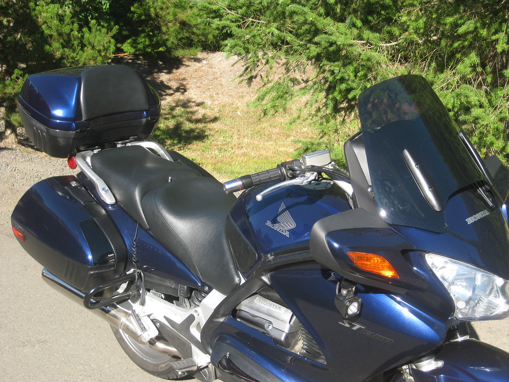 04 Honda ST1300 2 Rich's Custom Seats Flickr