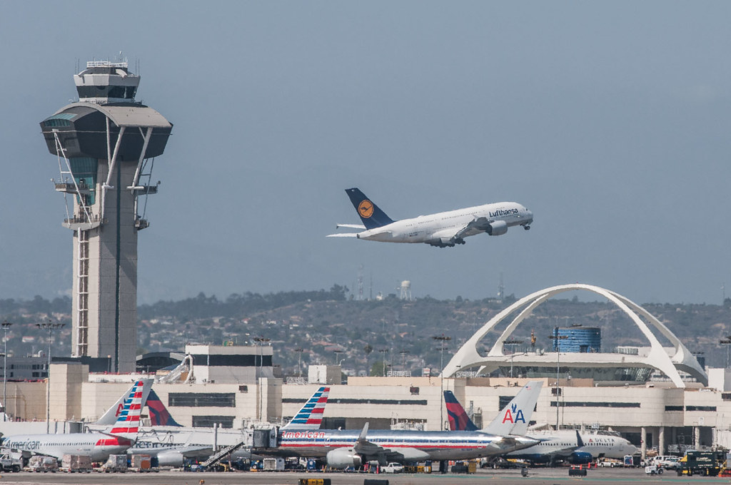 Lufthansa A380 LAX departure One of a very few days during… Flickr