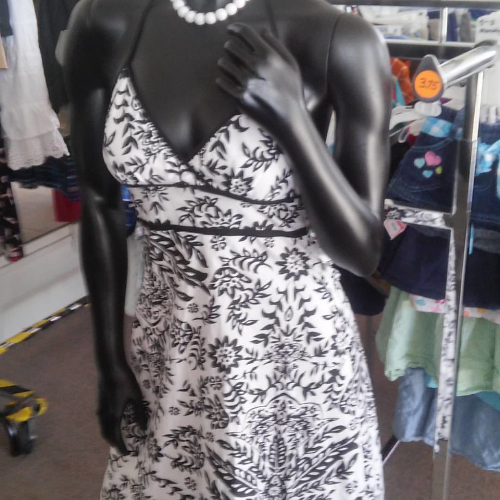 Low cost clothes. Shop to help us mentor teens. Tue Sat … Flickr