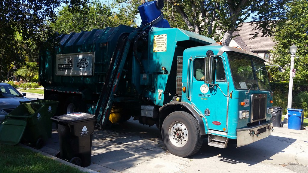 36554 Collecting recycling in Hancock Park. Los Angeles Refuse Flickr