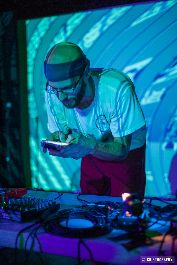 2016_08_13_8static_31 Photos from the chip music series, 8… Flickr