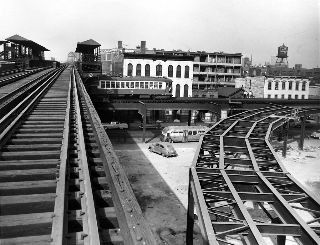 Metropolitan 'L' over Lake St Historical photo A train of… Flickr